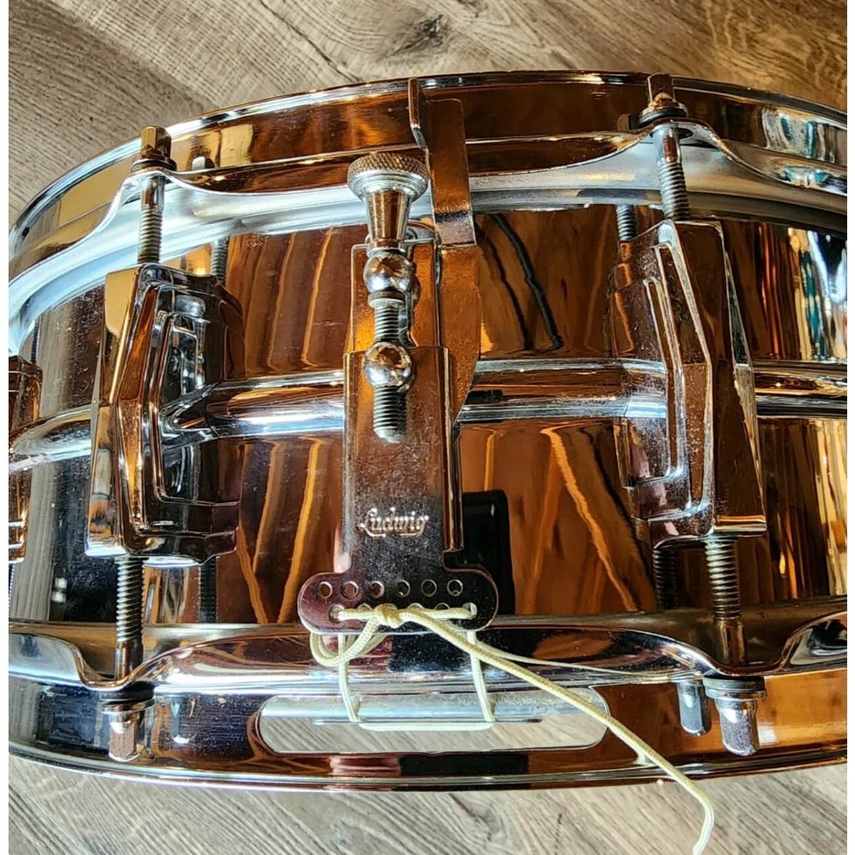 Vintage 1960's Ludwig LM400 Supraphonic Snare Drum 14x5