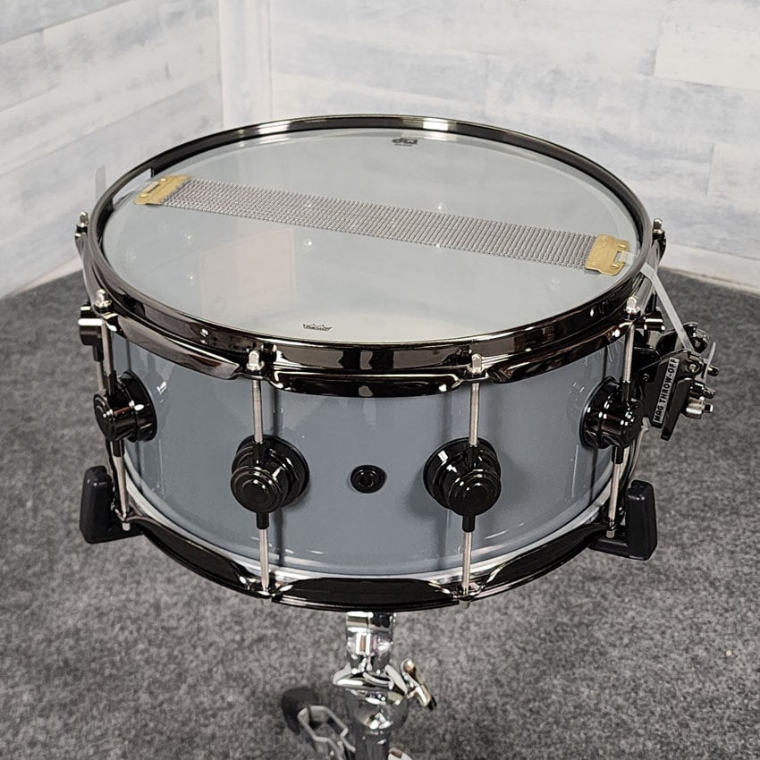 Used DW Collectors Brass Snare Drum 14x6.5 Gray w/Blk Nkl Hw - Drum Center Of Portsmouth