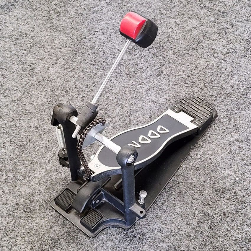 Used DW 2000 Single Chain Single Bass Drum Pedal - Good - Drum Center Of Portsmouth