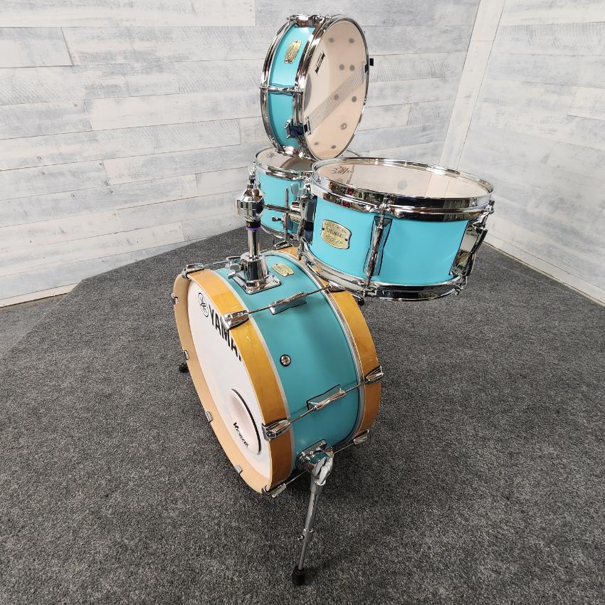 Used Yamaha Stage Custom Hip 4pc Drum Set Matte Surf Green - Very Good - Drum Center Of Portsmouth