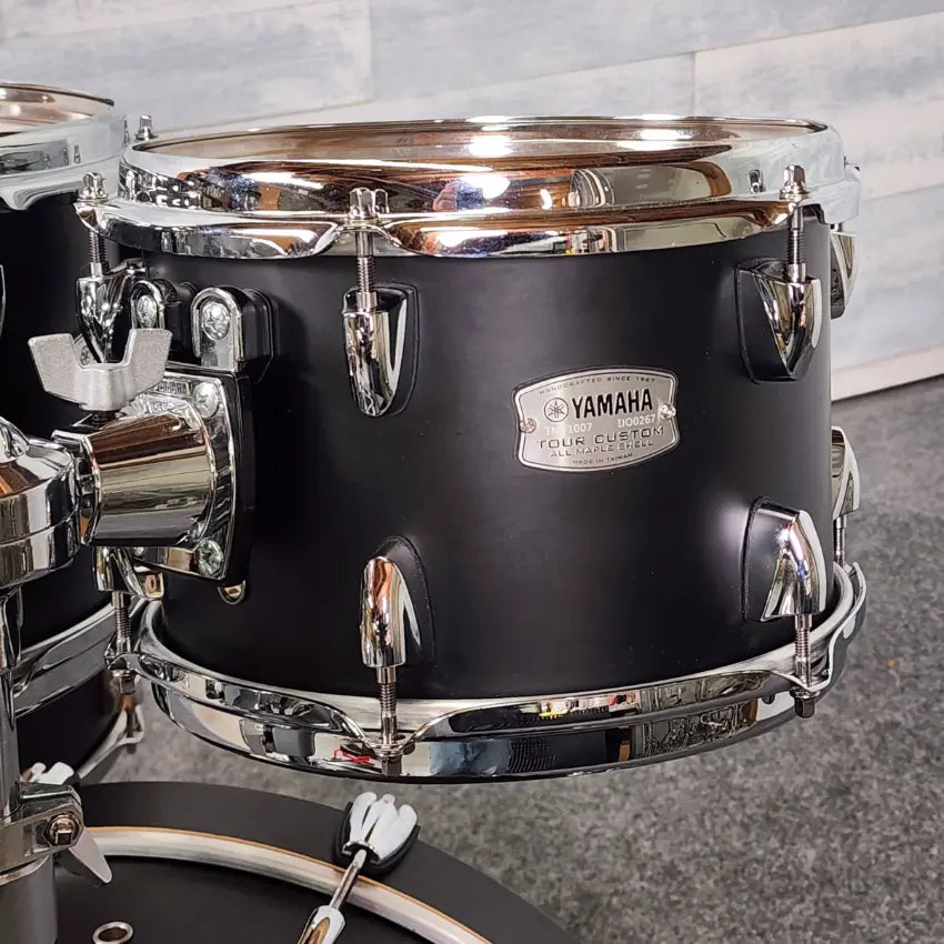 Used Yamaha Tour Custom 4pc Drum Set Licorice Satin - Very Good - Drum Center Of Portsmouth