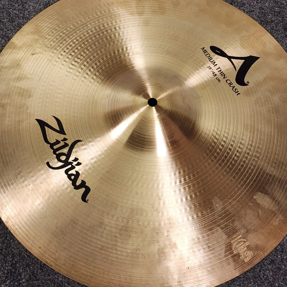 Used Zildjian A Medium Thin Crash Cymbal 19" - Very Good - Drum Center Of Portsmouth