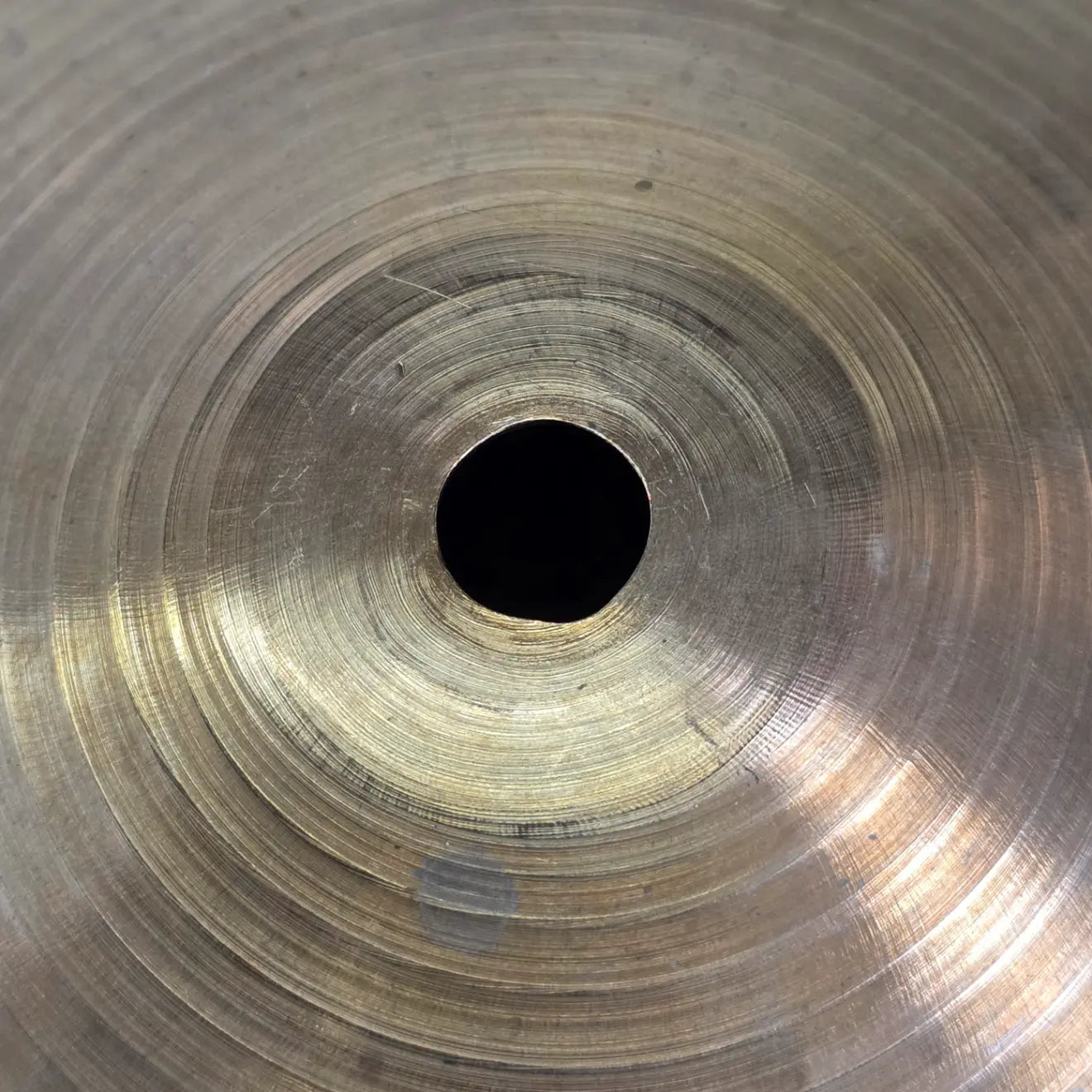 Used Vintage Zildjian Crash Cymbal 18" - Good - Drum Center Of Portsmouth