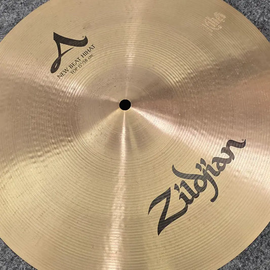 Used Zildjian A New Beat Hi Hat Cymbals 15" 1072/1648 grams - Very Good - Drum Center Of Portsmouth