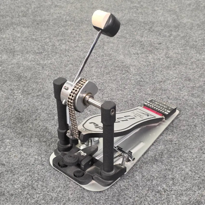 Used DW 9000 XF Single Bass Drum Pedal (1 of 2) - Very Good - Drum Center Of Portsmouth