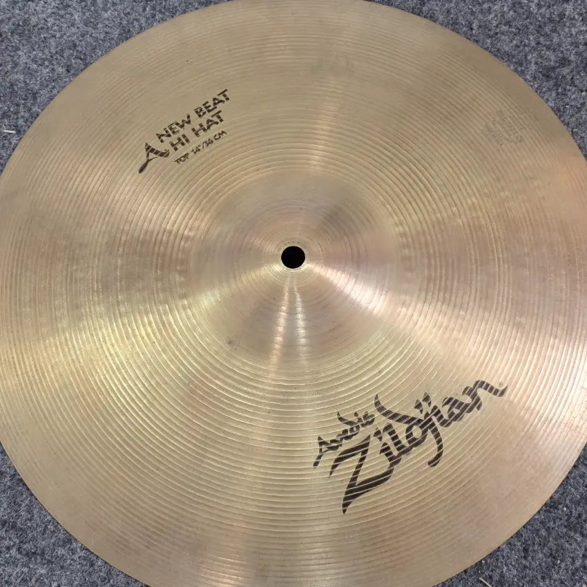 Used Zildjian A New Beat Hi Hat Cymbals 14" - Very Good - Drum Center Of Portsmouth
