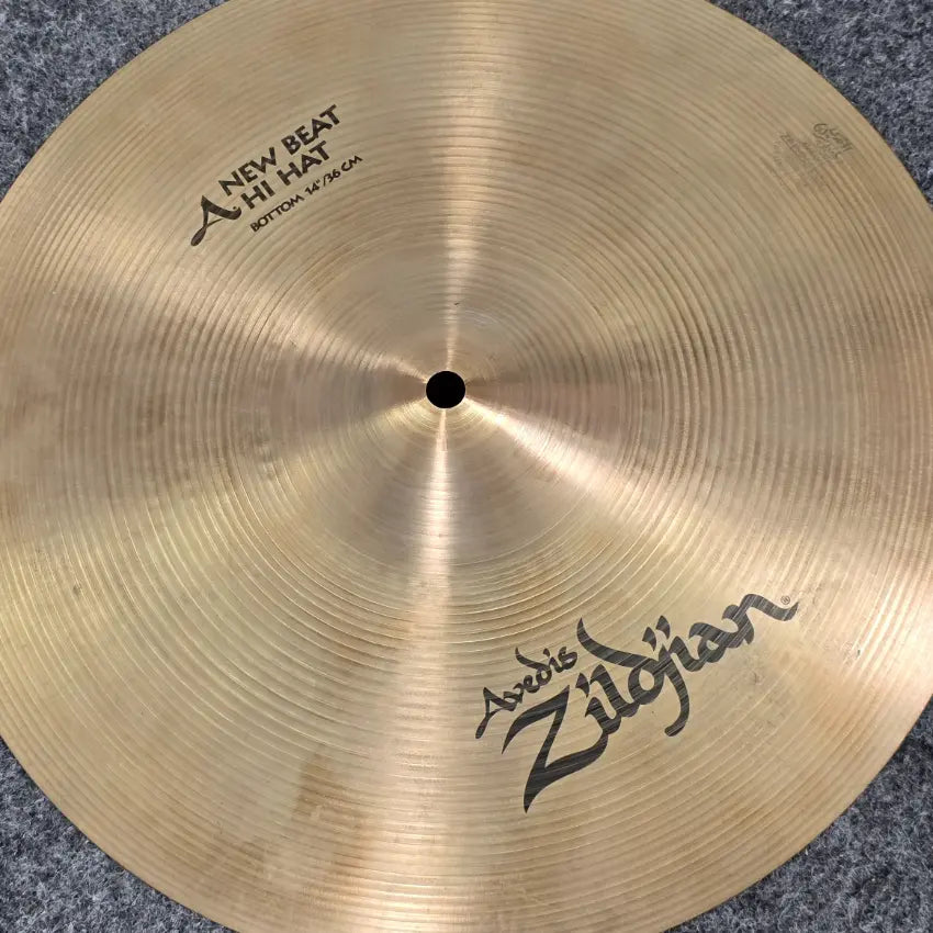 Used Zildjian A New Beat Hi Hat Cymbals 14" - Very Good - Drum Center Of Portsmouth