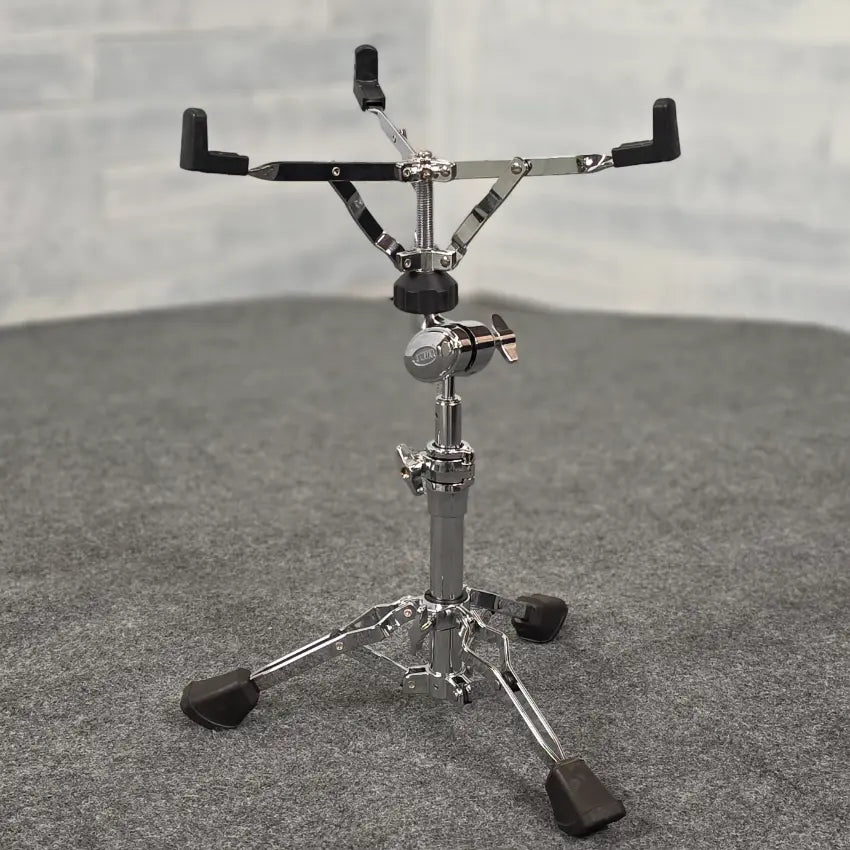 Used Tama RoadPro Snare Drum Stand - Excellent - Drum Center Of Portsmouth