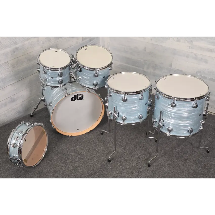 Used DW Collectors VLT 333 Maple 7pc Drum Set Pale Blue Oyster - Very Good - Drum Center Of Portsmouth