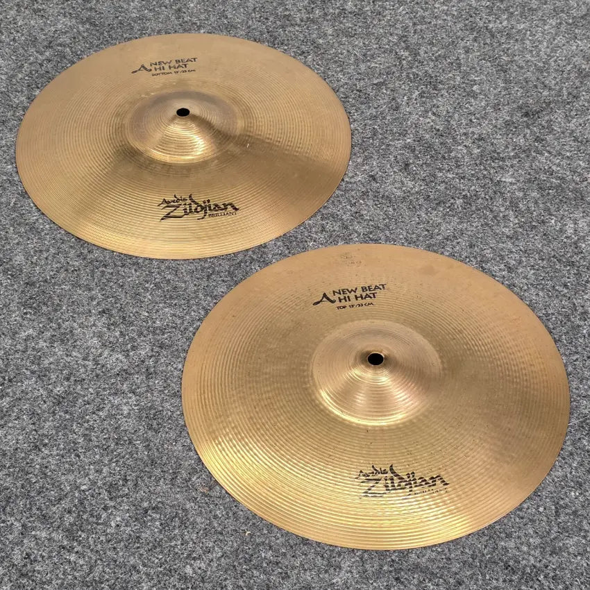 Used Zildjian A New Beat Hi Hat Cymbals 13" Brilliant 825/1200 grams - Very Good - Drum Center Of Portsmouth