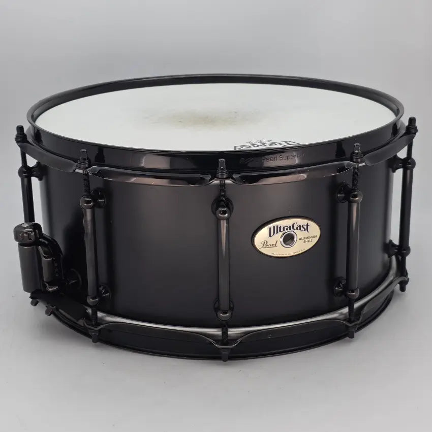 Used Pearl UltraCast 3mm Cast Aluminum Snare Drum 14x6.5 - Excellent - Drum Center Of Portsmouth