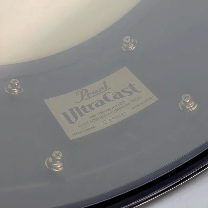 Used Pearl UltraCast 3mm Cast Aluminum Snare Drum 14x6.5 - Excellent - Drum Center Of Portsmouth