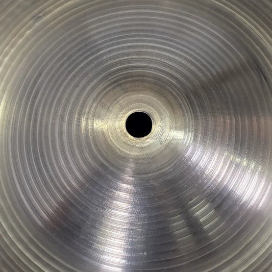 Used Vintage Zildjian A Crash Cymbal 18" 1448 grams - Very Good - Drum Center Of Portsmouth