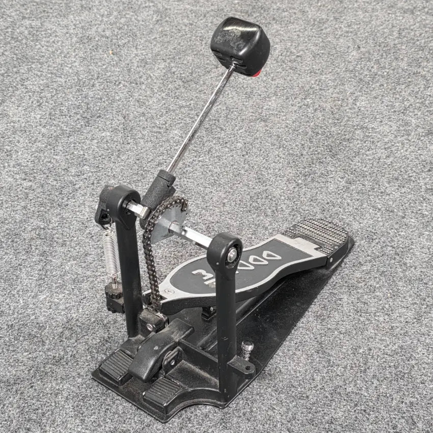 Used DW 2000 Series Single Bass Drum Pedal - Good - Drum Center Of Portsmouth