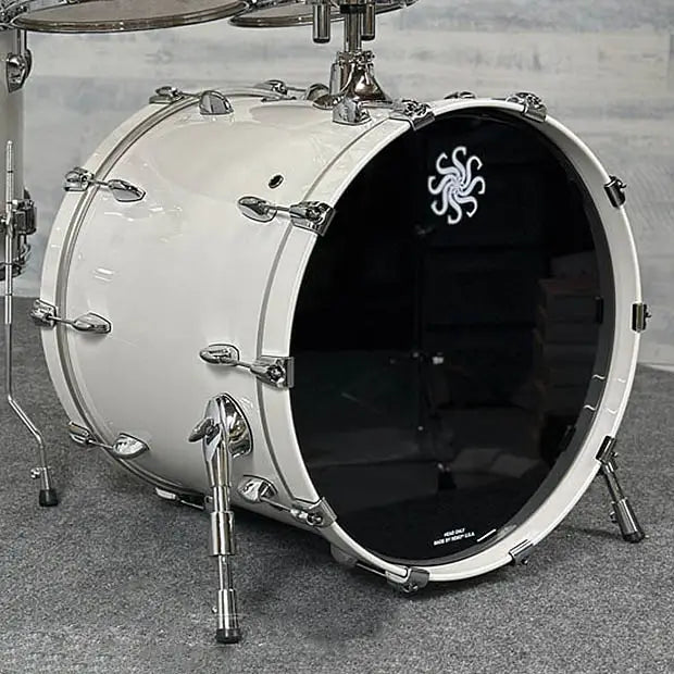 Sakae Evolved Maple Bass Drum 22x18 Pearl White - Drum Center Of Portsmouth