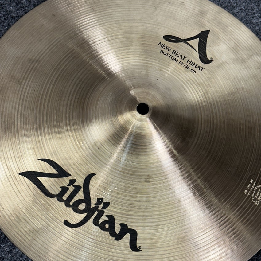 Used Zildjian A New Beat Hi Hat Cymbals 14" - Good - Drum Center Of Portsmouth