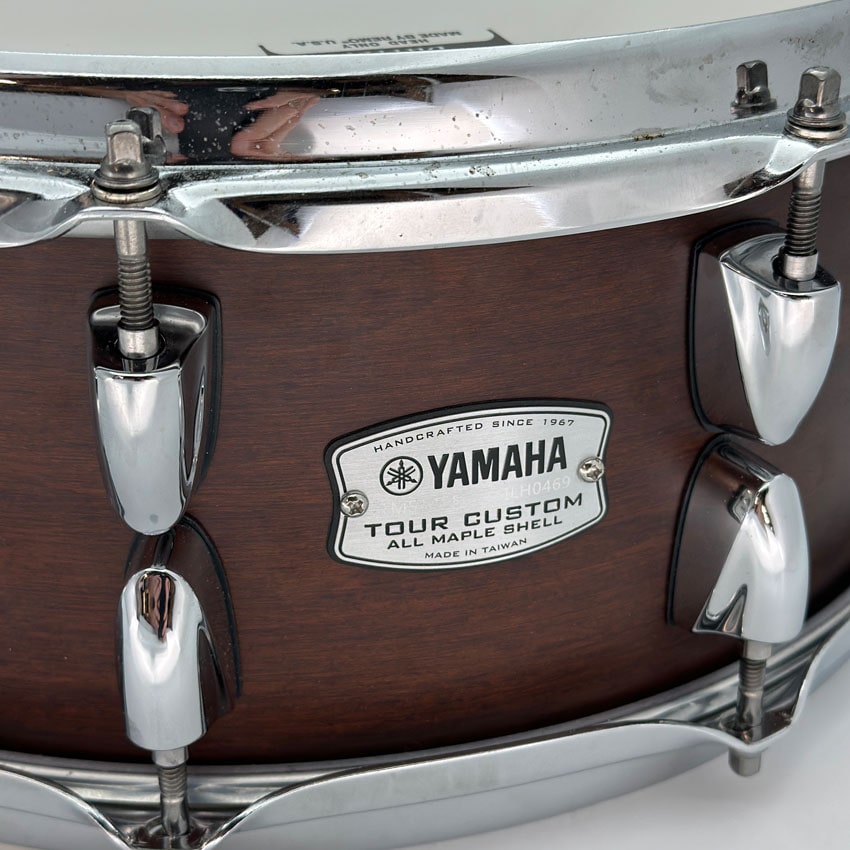 Used Yamaha Tour Custom Maple Snare Drum 14x5.5 Chocolate Satin - Very Good - Drum Center Of Portsmouth