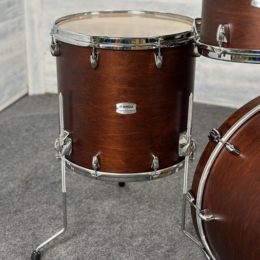 Used Yamaha Tour Custom Maple 4pc Drum Set w/22BD Chocolate Satin - Drum Center Of Portsmouth