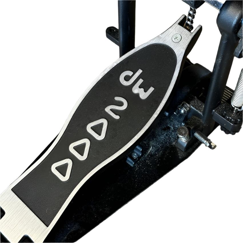 Used DW 2000 Single Bass Drum Pedal - Very Good - Drum Center Of Portsmouth