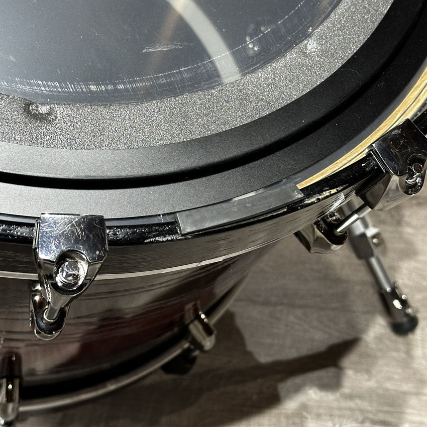 Used Yamaha Live Custom Hybrid 4pc Drum Set Uzu Magma Sunburst - Very Good - Drum Center Of Portsmouth