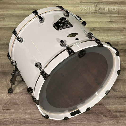 Tama Starclassic Walnut/Birch Bass Drum 22x16 Piano White - DCP Exclusive! - Drum Center Of Portsmouth