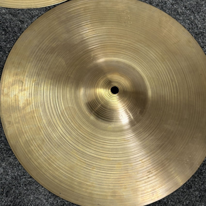 Used Vintage Zildjian A New Beat Hi Hat Cymbals 14" 842/1280 grams - Good - Drum Center Of Portsmouth