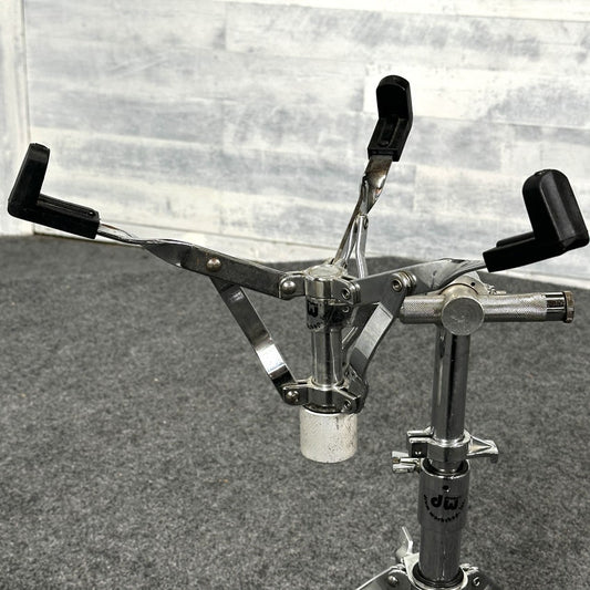 Used DW Single Braced Snare Drum Stand w/Boom Arm - Good - Drum Center Of Portsmouth