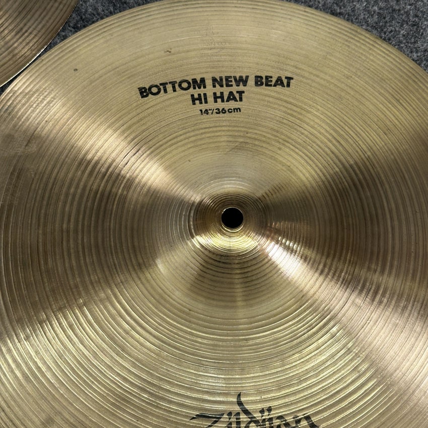 Used Zildjian A New Beat Hi Hat Cymbals 14" - Good - Drum Center Of Portsmouth