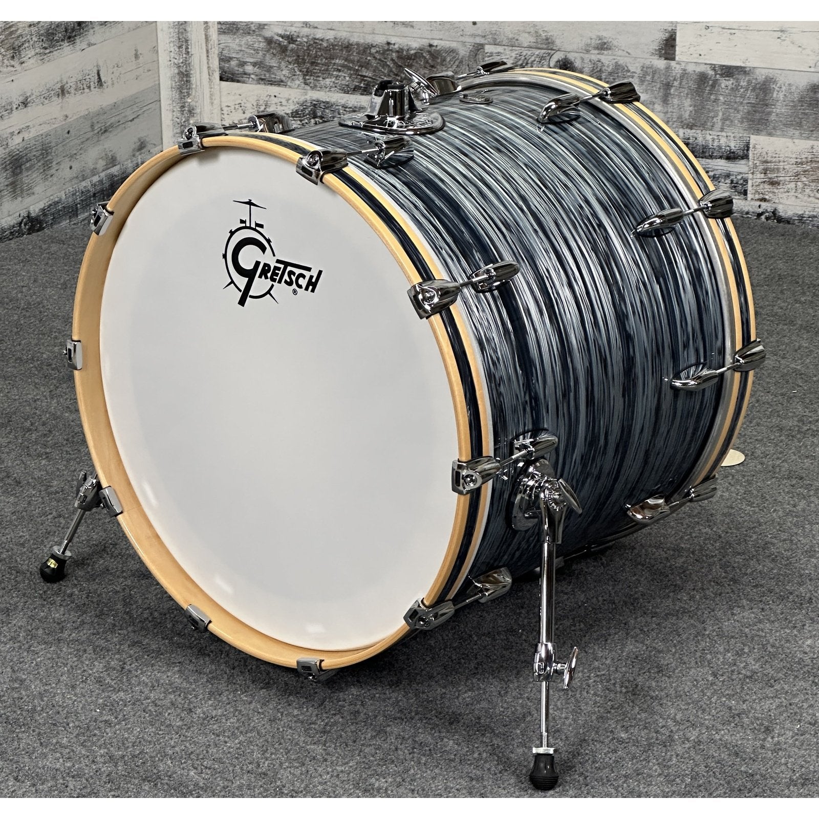 Used Gretsch Renown Bass Drum 22x18 Silver Oyster Pearl