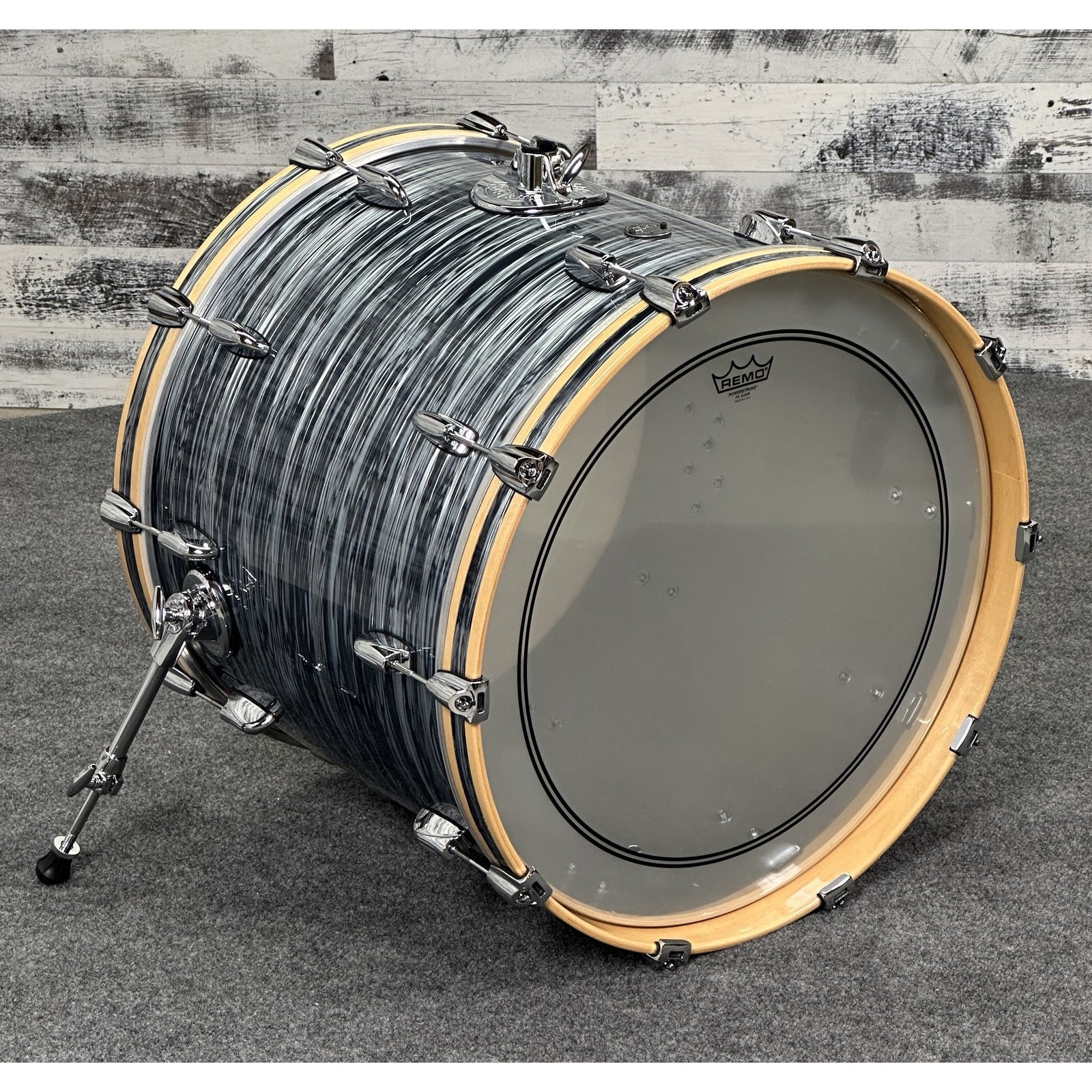 Used Gretsch Renown Bass Drum 22x18 Silver Oyster Pearl