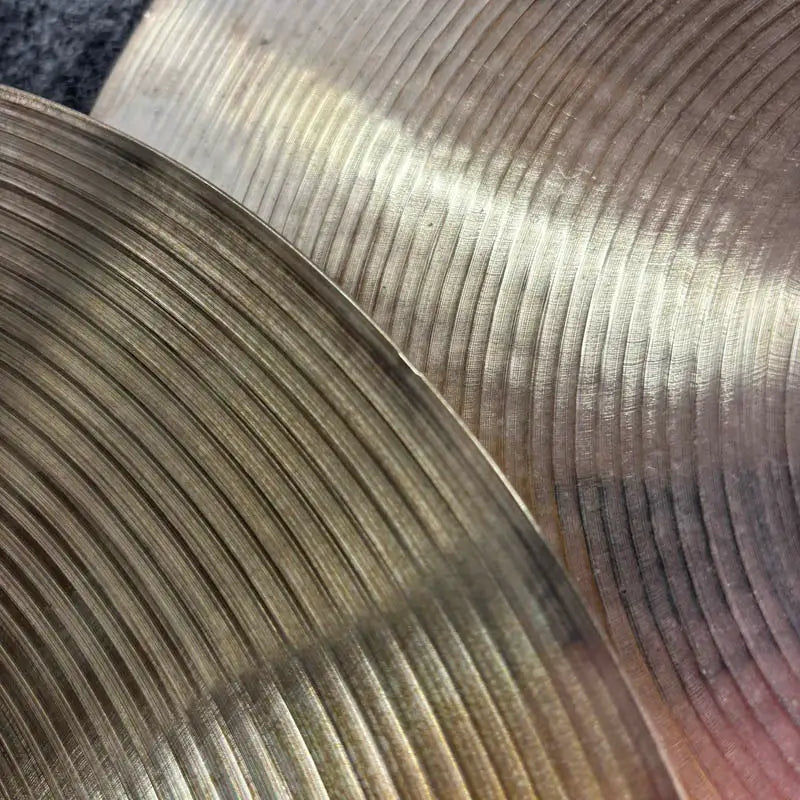 Used Zildjian 1960s A Hi Hat Cymbals 14" 855/1270 grams - Good - Drum Center Of Portsmouth