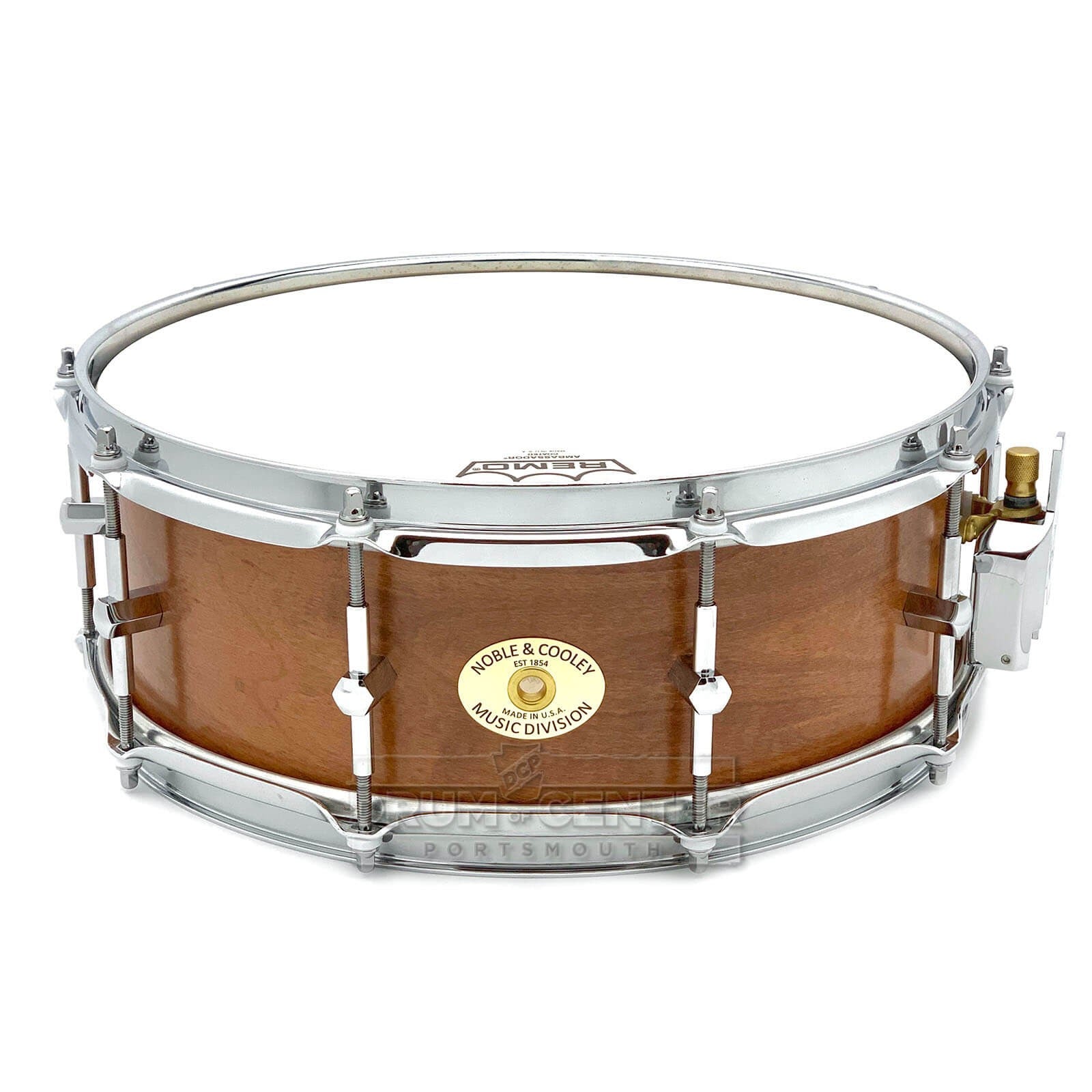 Noble & Cooley Solid Shell Classic Maple Snare Drum 14x5 Honey Maple Satin w/Chrome Hardware