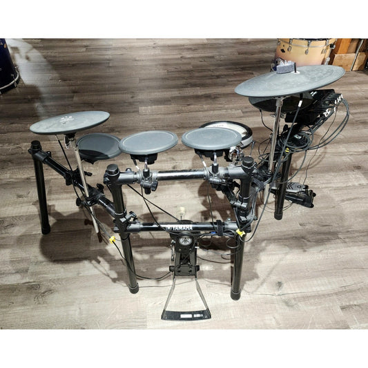 Used Yamaha DTX502 Electronic Drum Set w/Amp, Pedal, & Throne