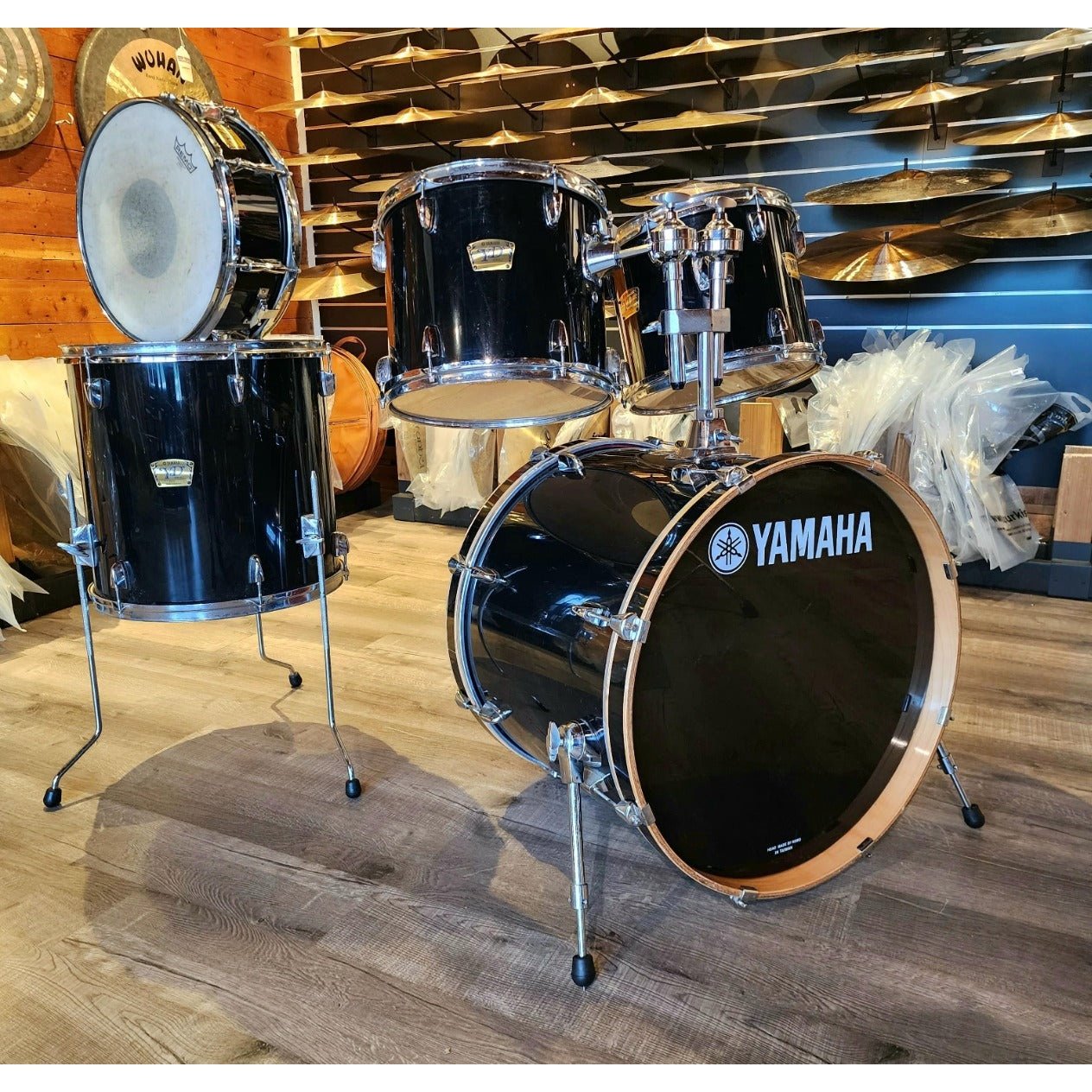 Used Yamaha YD 5pc Drum Set Piano Black