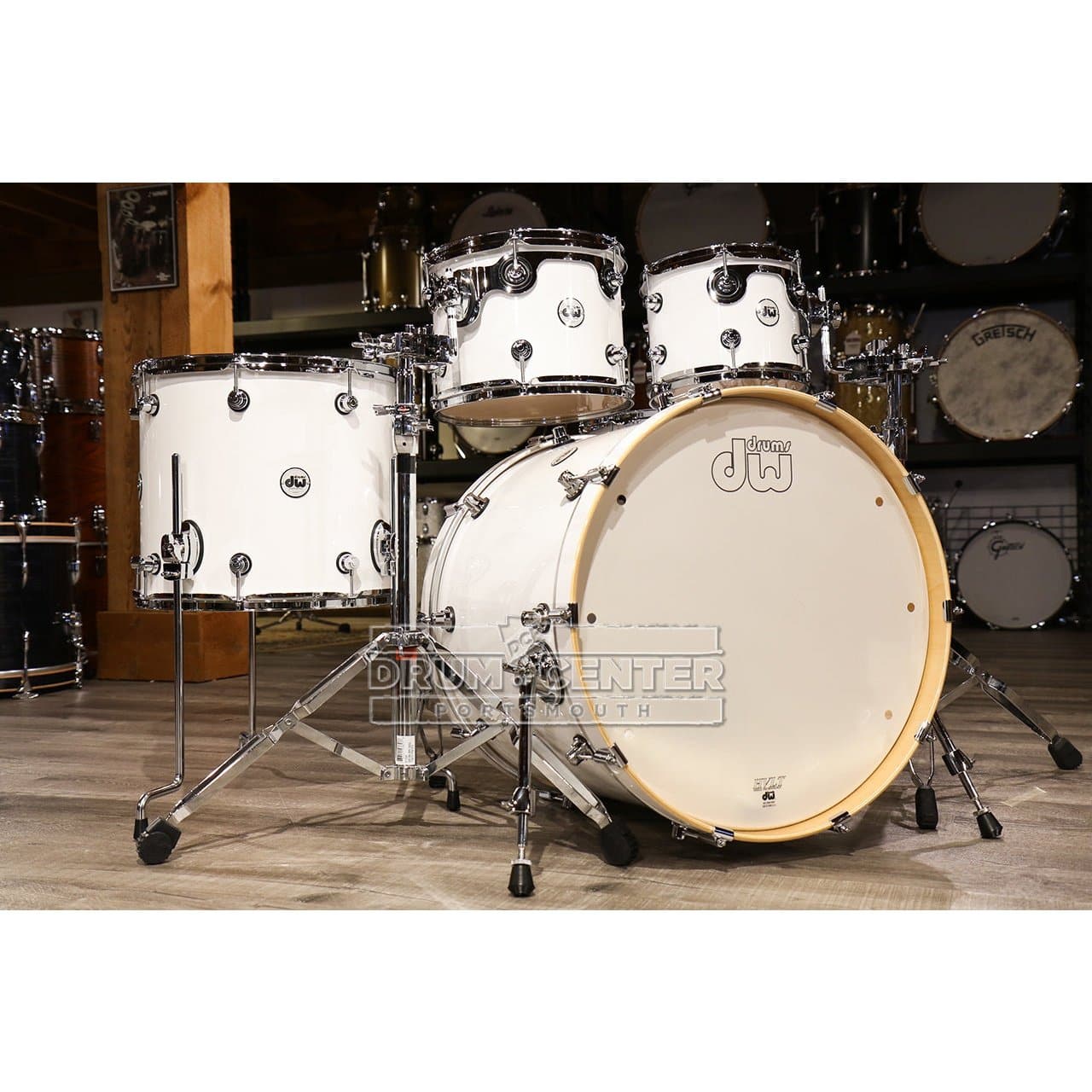 DW Design 5pc Drum Set w/22bd - Gloss White