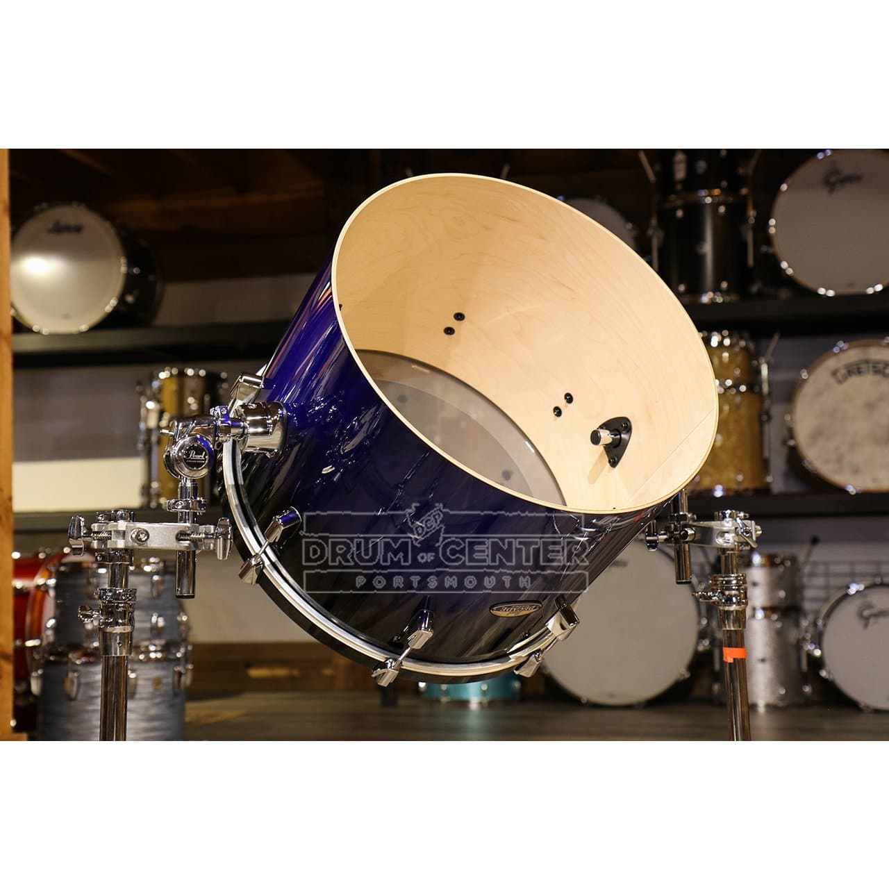 Pearl Decade Maple 20x14 Gong Bass Drum - Kobalt Blue Fade